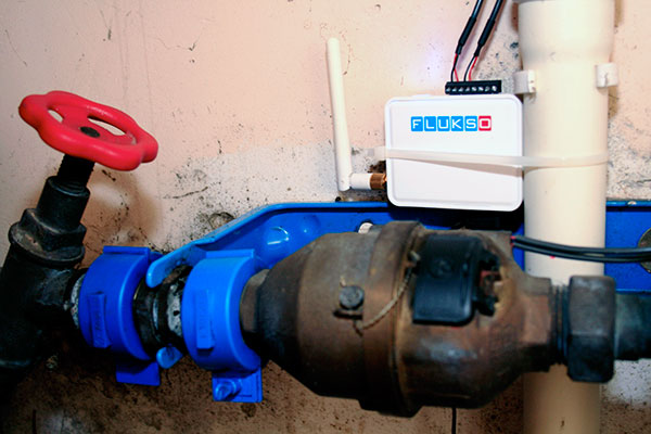 Water metering with a hall switch
